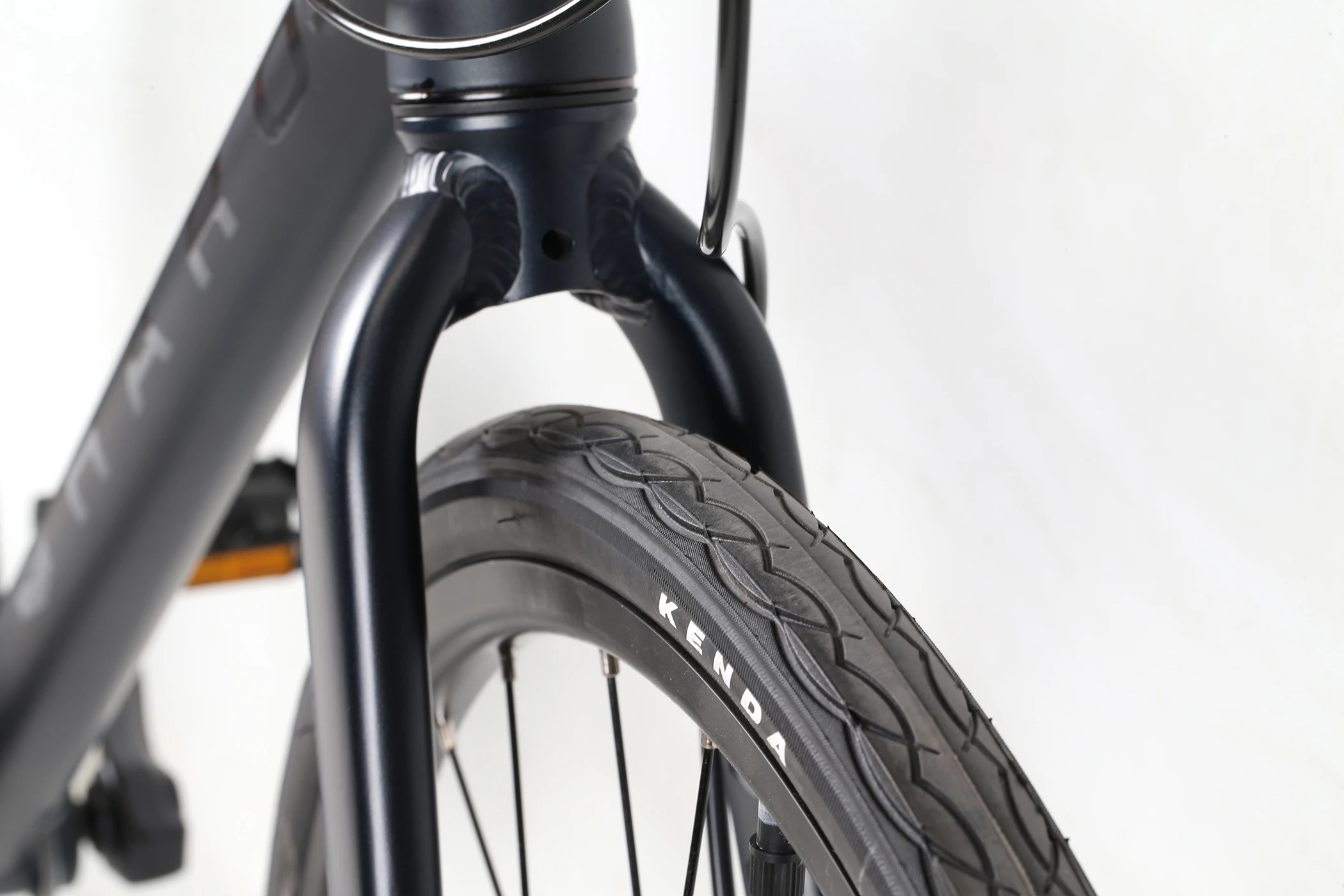 2021 Haro Commuter Aeras Charcoal Detail Front Frame